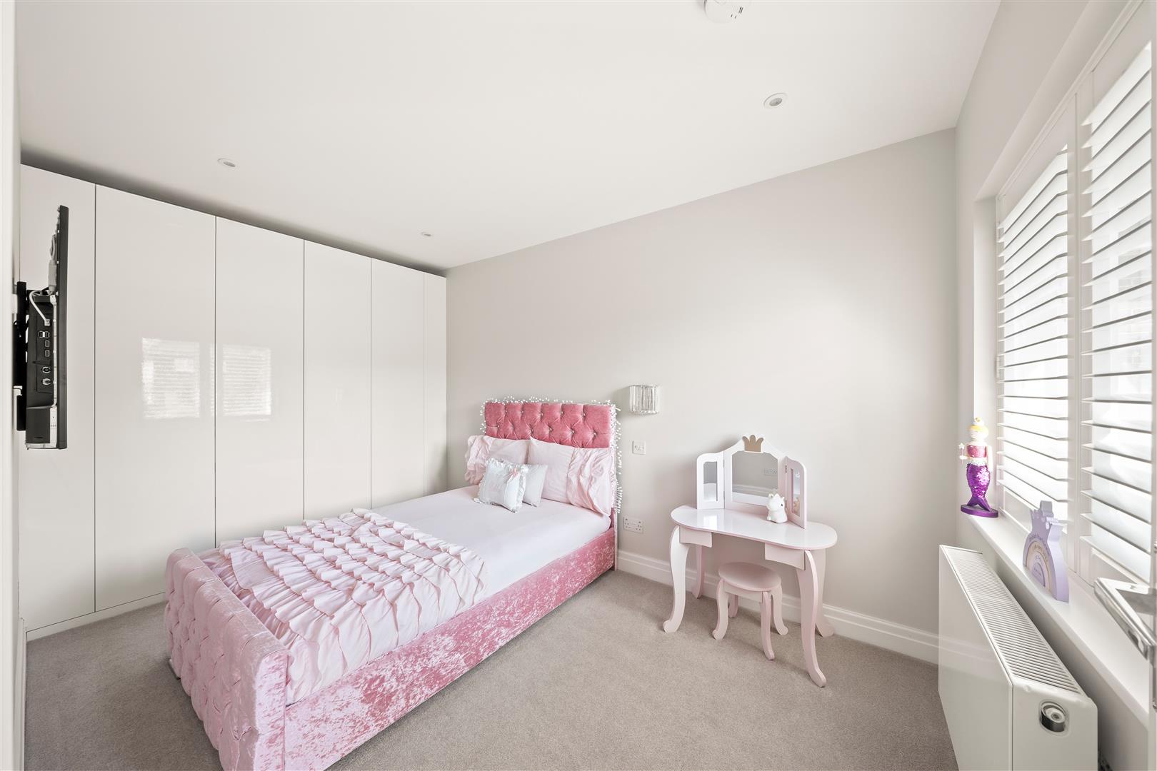 Godolphin Close, Cheam, Sutton